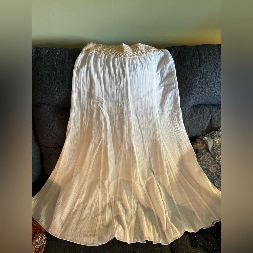 Doesn’t Fit As I Expected I’m Petitesize M Cream … - image 1